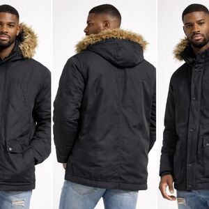 Gap Men's Black Puffer Jacket with Faux Fur Trim
